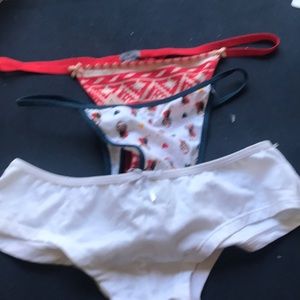 NWOT Bundle of 3 Misc Thongs and Hipster L Wh/Or/B